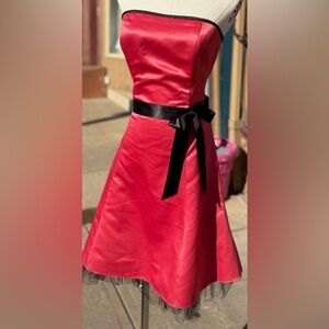 Jessica Mc Clintock for Gunne Sax Red and Blu Satin dress 👗 Size Medium ( 7)